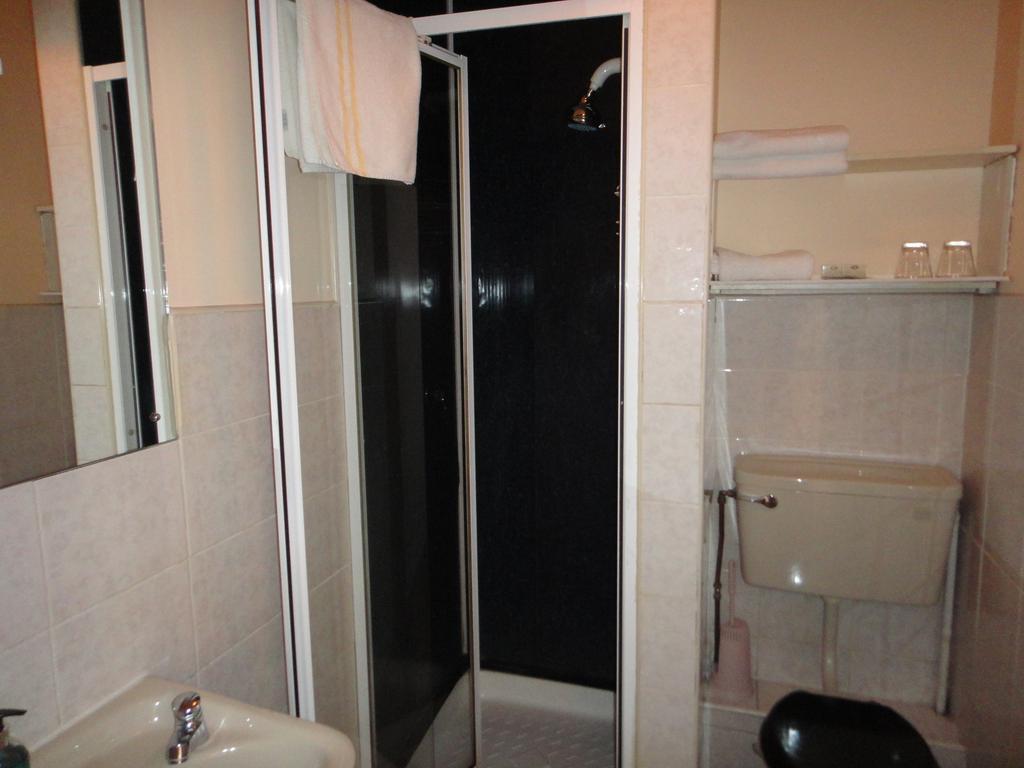 Inn On The Liffey Guesthouse ดับลิน ห้อง รูปภาพ