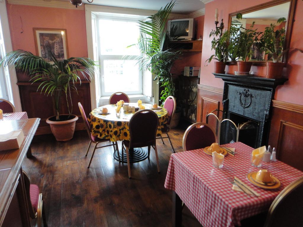 Inn On The Liffey Guesthouse ดับลิน ภายนอก รูปภาพ