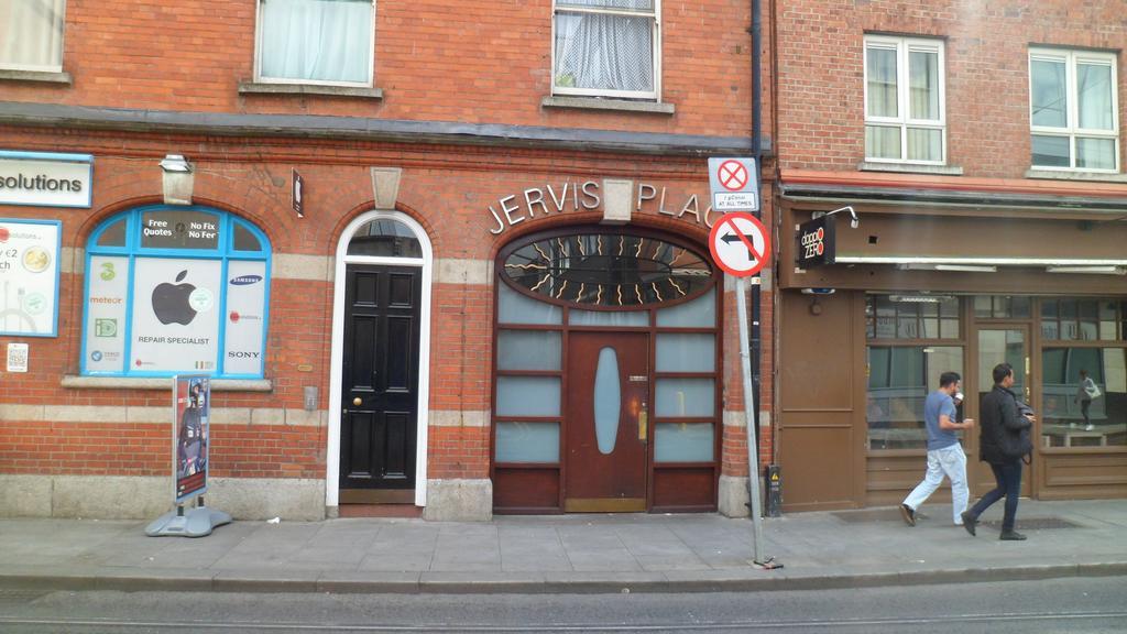 Inn On The Liffey Guesthouse ดับลิน ภายนอก รูปภาพ