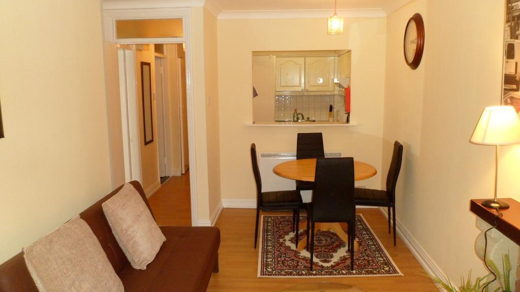 Inn On The Liffey Guesthouse ดับลิน ภายนอก รูปภาพ